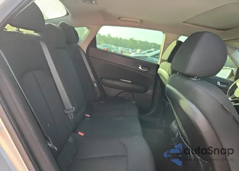 2016 Kia Optima Lx z USA, uszkodzony, nr VIN 5XXGT4L33GG003518